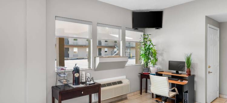 罗德威酒店 热泉国家公园区(Rodeway Inn Hot Springs National Park Area)图片