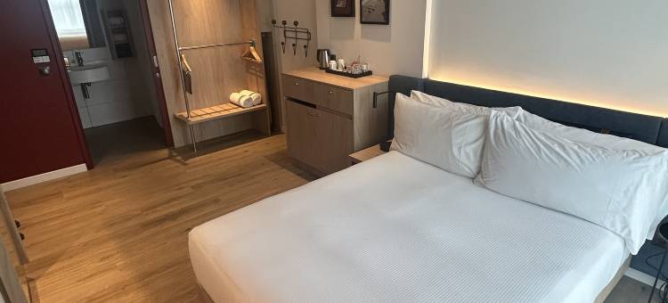 巴塞罗那费拉格兰维亚希尔顿欢朋酒店(Hampton by Hilton Barcelona Fira Gran Via)图片