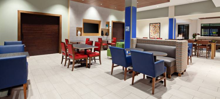 智选假日酒店及套房本图拉by IHG(Holiday Inn Express & Suites VENTURA HARBOR by IHG)图片