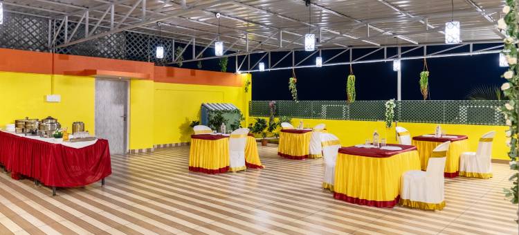 Treebo 四季(Treebo Four Seasons)图片