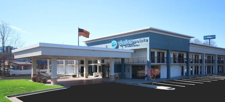 斯泰茨维尔凯隆波因特酒店(Clarion Pointe Statesville)图片