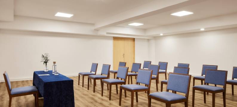 波尔蒂芒码头 NH 度假村酒店式公寓(NH Marina Portimao Resort)图片