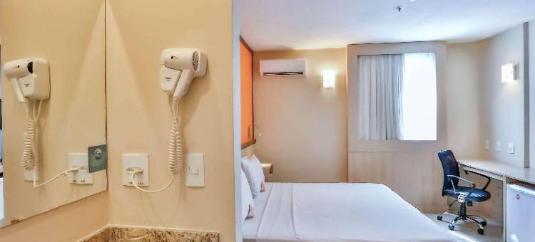 坎普斯多斯戈塔卡兹舒适酒店(Comfort Hotel Campos Dos Goytacazes)图片