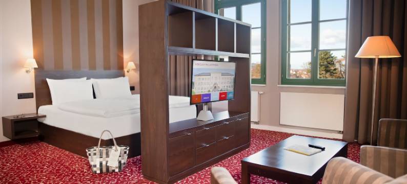 布兰肯堡城堡酒店(Schlosshotel Blankenburg)图片