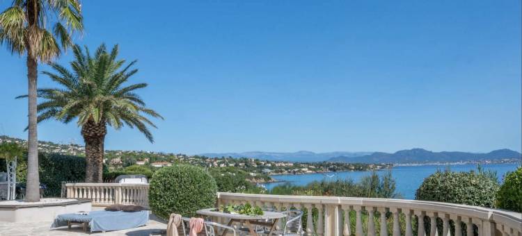 Villa in Les Issambres near the Sea图片