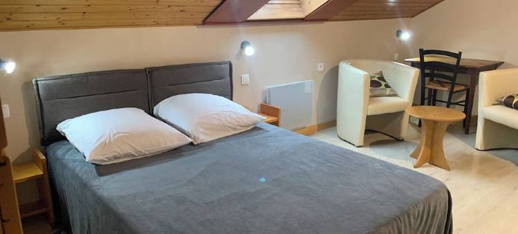 Chalet Cottage le Lison 4 Rooms Franche Comté Very Quiet River Animals Accepted图片