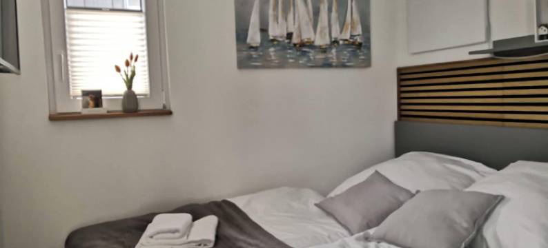 普里马露营度假村 - 波罗的海博登布利克(Prima Camping Resort Boddenblick -Stellplätze-Schlaffässer-Tiny Houses in Ostsee Nähe)图片