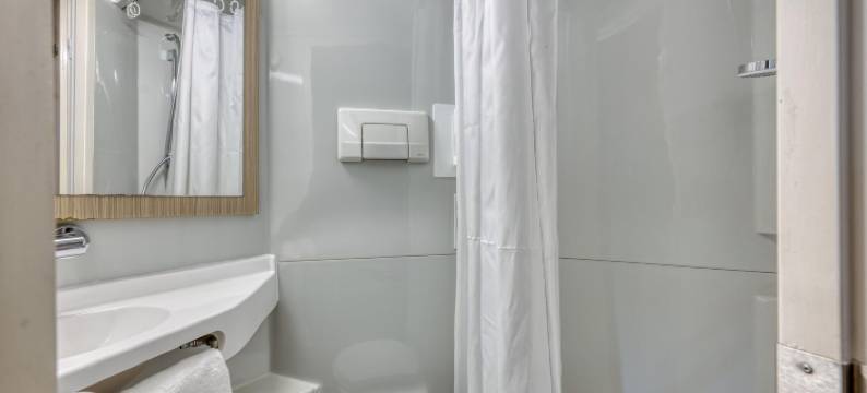 里昂机场普瑞米尔经典酒店(Premiere Classe Lyon Est - AÉROPORT Saint EXUPÉRY)图片