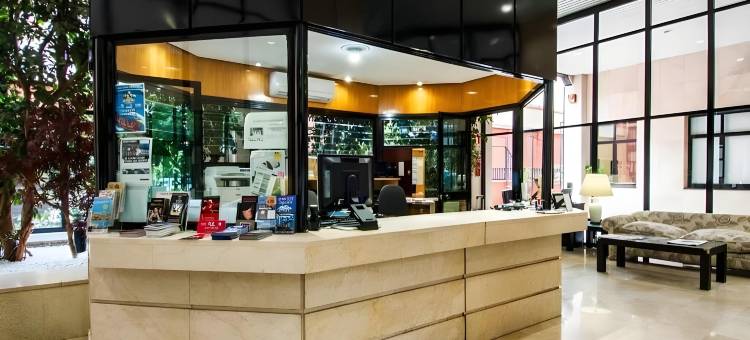 巴西利卡广场酒店(Espahotel Plaza Basílica)图片