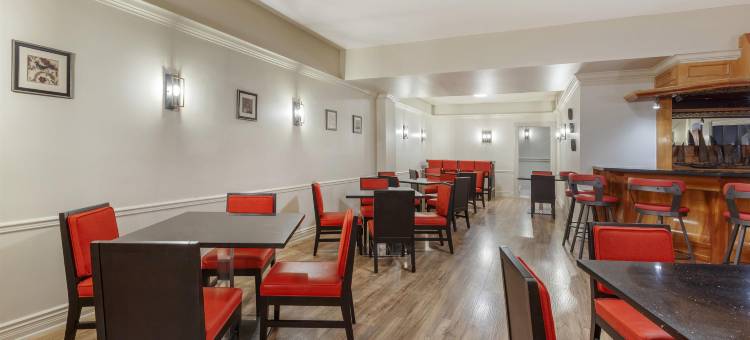 金卡丁贝斯特韦斯特SureStay Plus酒店(SureStay Plus Hotel by Best Western Kincardine)图片