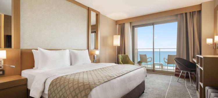 温耶温德姆华美达度假村(Ramada Resort by Wyndham Unye)图片