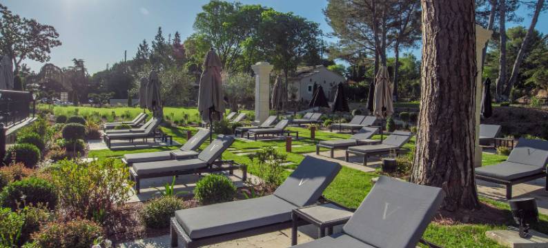 瓦鲁格斯山谷酒店水疗中心和别墅(Le Vallon de Valrugues & Spa)图片