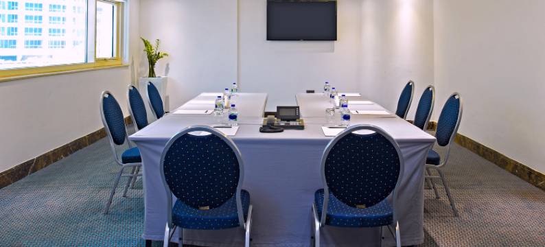 某处酒店公寓(Somewhere Hotel Apartment)图片