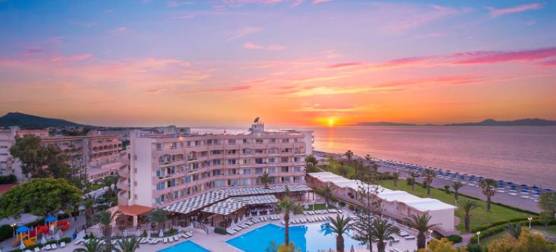 阳光海滩度假村(Sun Beach Resort)图片