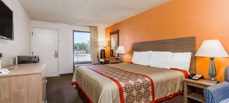 诺福克机场戴斯酒店(Days Inn by Wyndham Norfolk Airport)图片