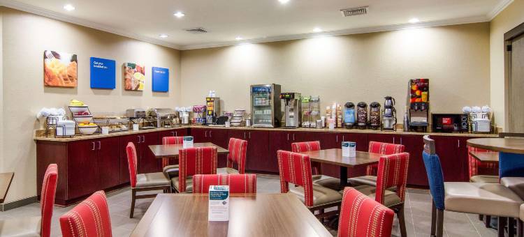 布拉克锡尔84高速公路舒适酒店(Comfort Inn Blackshear Hwy 84)图片