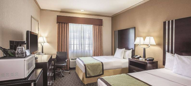 戴维斯拉昆塔温德姆套房酒店(La Quinta Inn & Suites by Wyndham Davis)图片