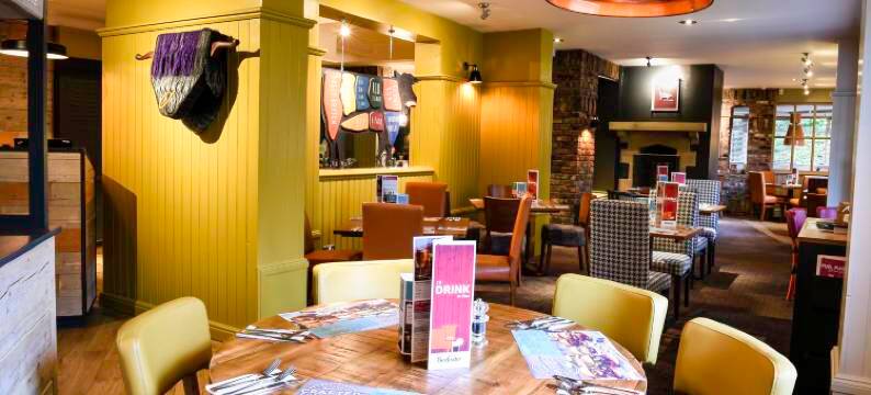 麦克尔斯菲尔德北普瑞米尔酒店(Premier Inn Macclesfield North)图片