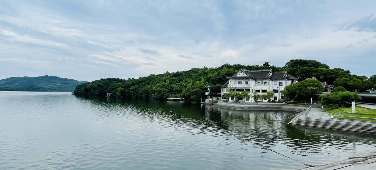 天目湖湖光山舍度假别墅(山水大道2号分店)图片