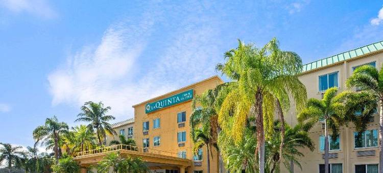 坎普斯多斯戈塔卡兹舒适酒店(Comfort Hotel Campos Dos Goytacazes)图片