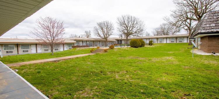 OYO密苏里莱巴嫩I-44酒店(OYO Hotel Lebanon MO I-44)图片