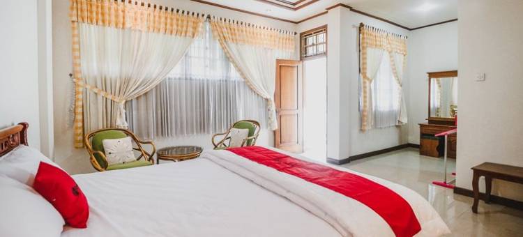 瑞德多兹回教酒店 - 近诗都阿佐哥罗达三角洲(RedDoorz Syariah Near Gelora Delta Sidoarjo)图片