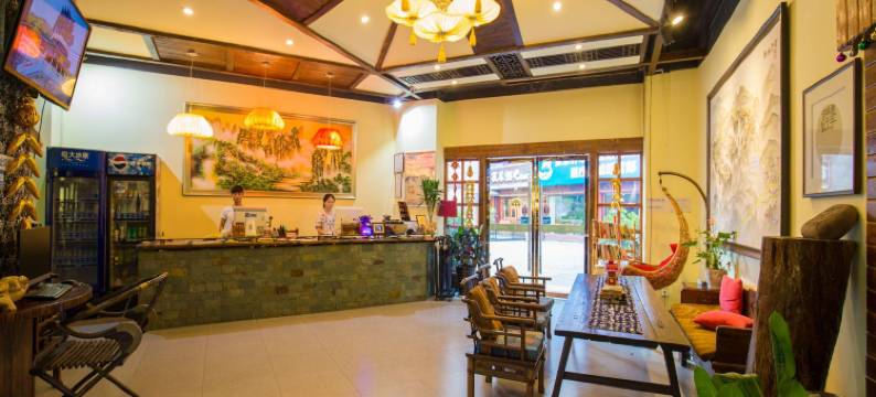 八戒人文客栈(张家界大庸府城店)图片