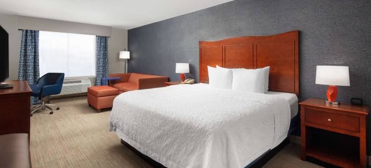 梅德福欢朋酒店(Hampton Inn Medford)图片