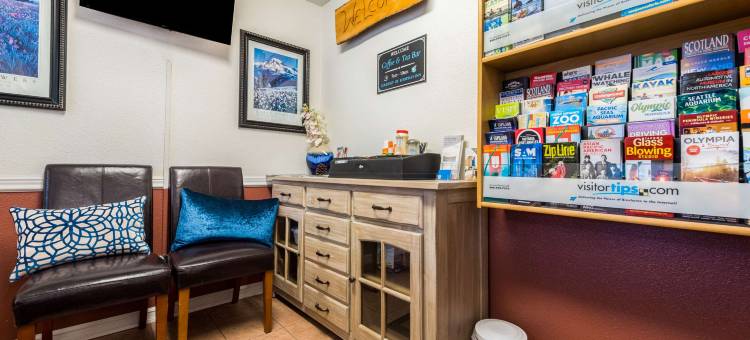 罗德威酒店 伊纳姆克劳 雷尼尔山-水晶山地区(Rodeway Inn Enumclaw Mount Rainier-Crystal Mountain Area)图片