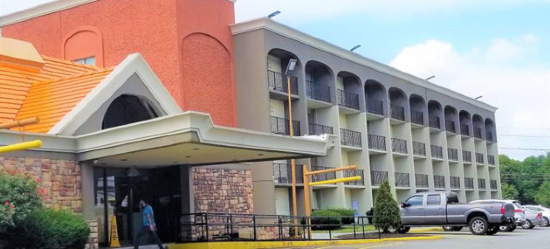 克利夫顿豪生酒店(Howard Johnson by Wyndham Clifton NJ)图片