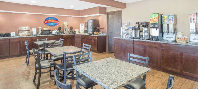 霍兰德呗盟套房酒店(Baymont by Wyndham Holland)图片