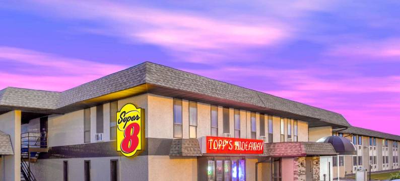 温莎-麦迪逊北温德姆速8酒店(Super 8 by Wyndham Windsor/Madison North)图片