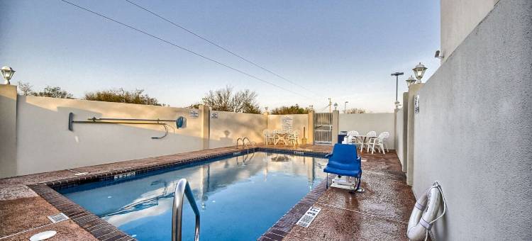 德克萨斯米申 6 号汽车旅馆(Motel 6 Mission, TX)图片