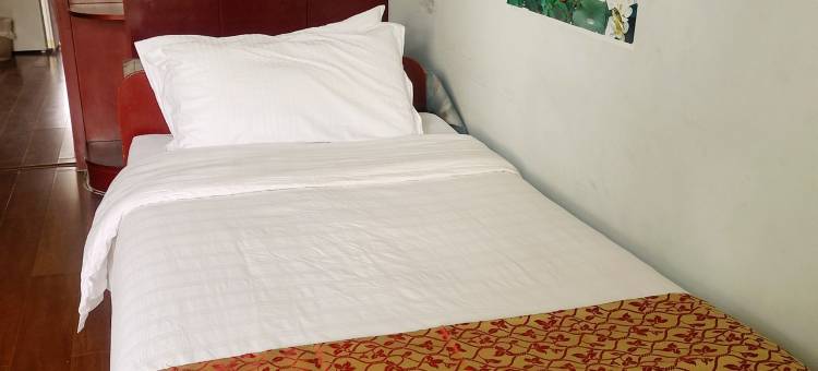 房东古九州三居室四楼公寓(三合东街分店)图片