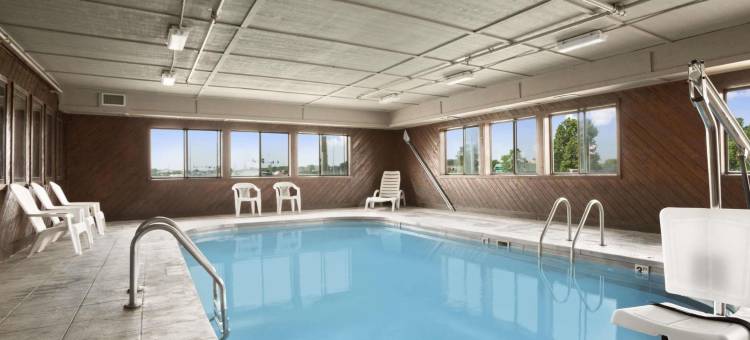 卡梅隆温德姆速8酒店(Super 8 by Wyndham Cameron)图片