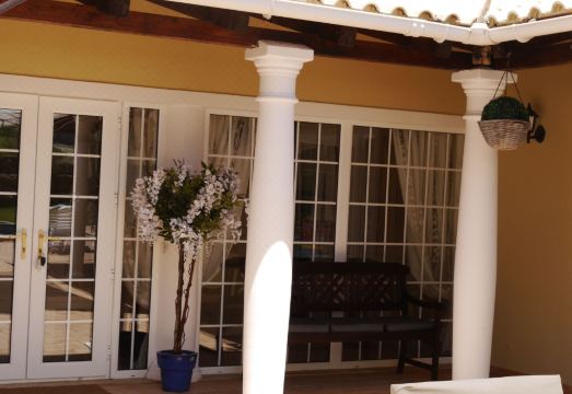 Villa with Pool * Children Very Welcome * Algarve / Portugal for 10 People Hotel Overview