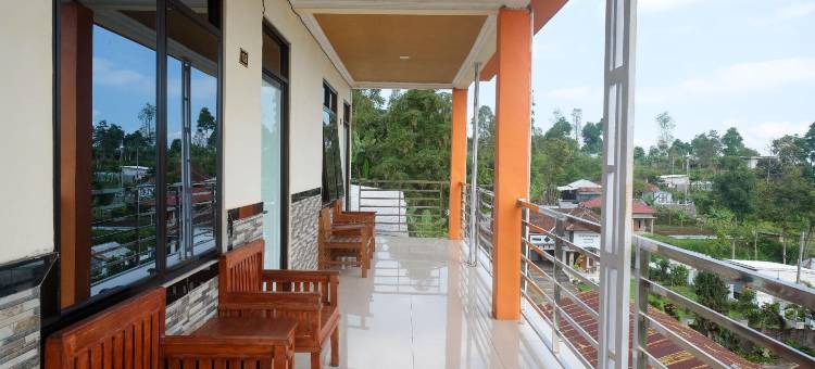 RedDoorz Near Candi Sukuh Karanganyar图片