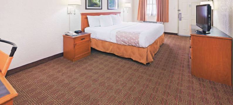 圣安东尼奥温德姆速 8 - 近海洋世界英格拉姆公园(Super 8 by Wyndham San Antonio Near SeaWorld Ingram Park)图片