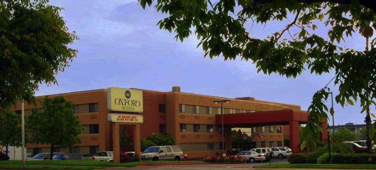 雷丁牛津套房酒店(Oxford Suites Redding)图片