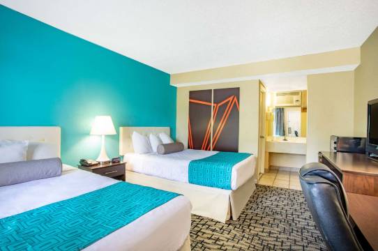 温德姆豪生酒店-哈特福德南洛基山(Howard Johnson by Wyndham Hartford South – Rocky Hill)