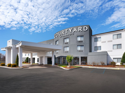 约翰森城万怡酒店