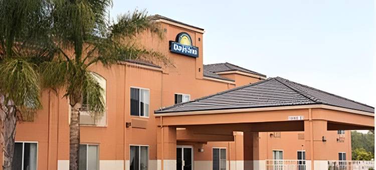 莱思罗普戴斯酒店(Days Inn by Wyndham Lathrop)图片