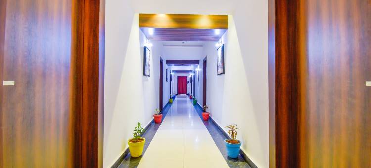 缤旅五角机场酒店(FabHotel Pentagon Next - Bhubaneswar Railway Station)图片