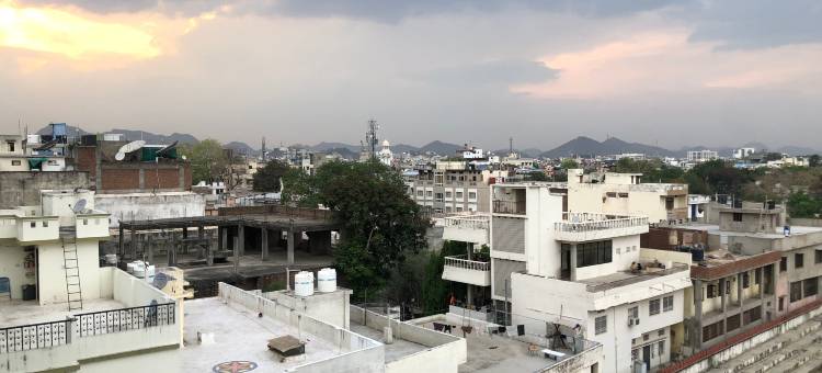 舒里纳拉亚纳酒店(Hotel Shree Narayana)图片