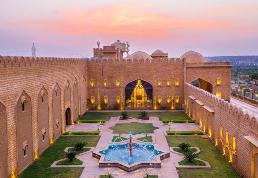 Sairafort Sarovar Portico Hotel Overview