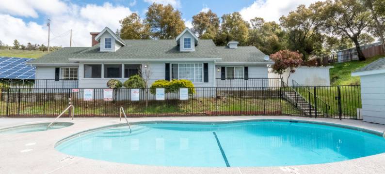 优胜美地山谷凯艺酒店(Quality Inn Yosemite Valley Gateway)图片