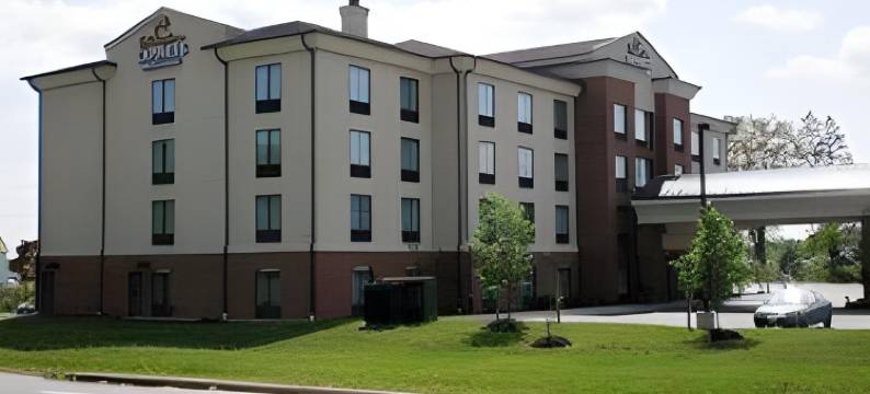 智选假日套房酒店东北镇(Holiday Inn Express & Suites NORTH EAST by IHG)图片