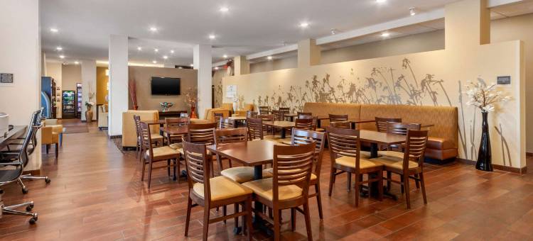 林肯大学区舒眠套房酒店(Sleep Inn & Suites Lincoln University Area)图片