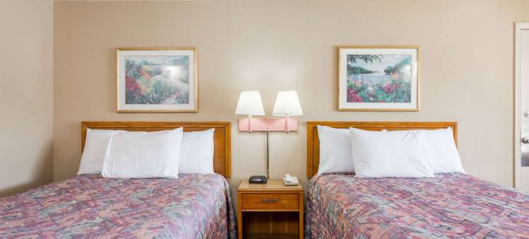 Travelodge by Wyndham Ridgeway Martinsville Area图片