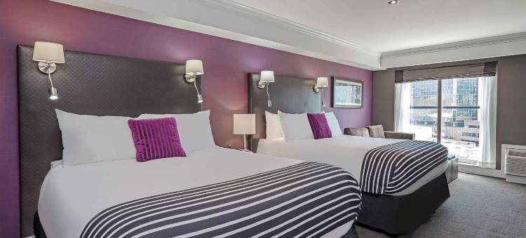 桑德曼签名坎卢普斯酒店(Sandman Signature Kamloops Hotel)图片